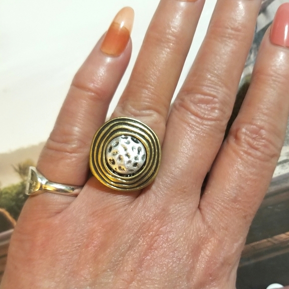 NEW Premier Designs Flip Ring Two Rings in One - Picture 8 of 8